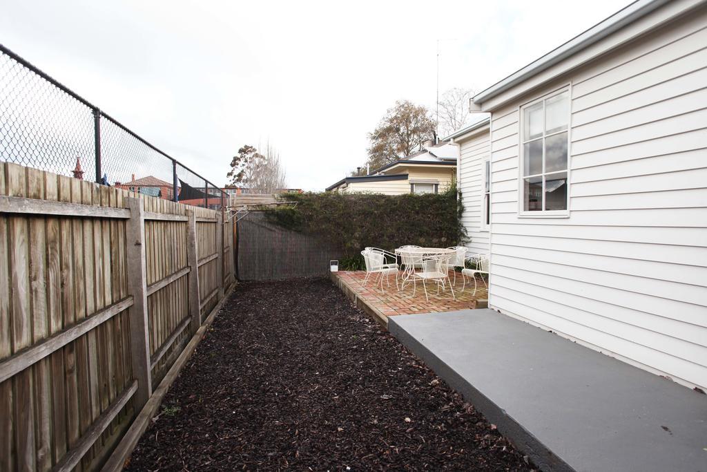 Montabella Villa Ballarat Buitenkant foto